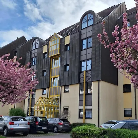 Tinyflat33 In Mit Internet Balkon Stellplatz Magenta Tv * Koblenz (Rhineland-Palatinate)