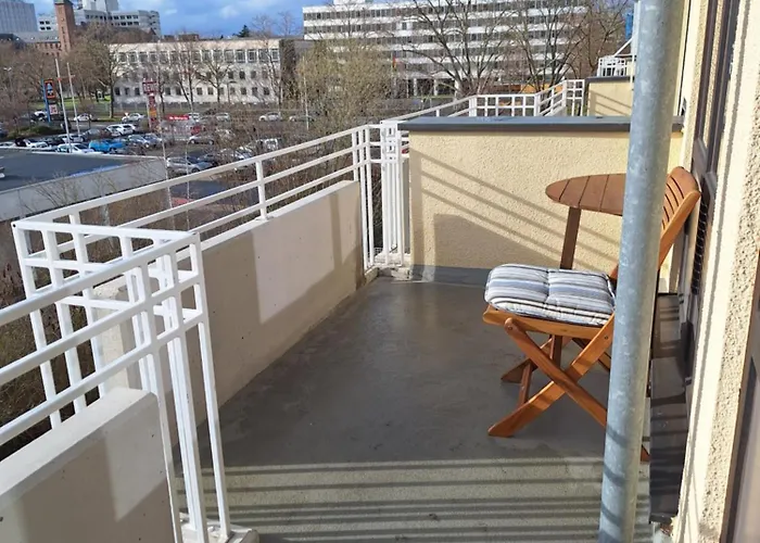 Tinyflat33 In Mit Internet Balkon Stellplatz Magenta Tv Apartment